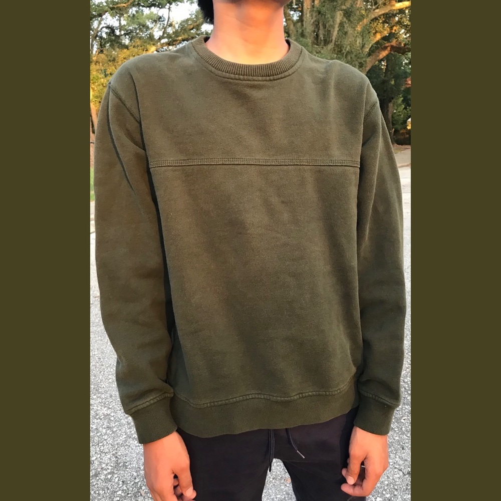 Men’s Olive Green Van Heusen Crew Neck Sweater